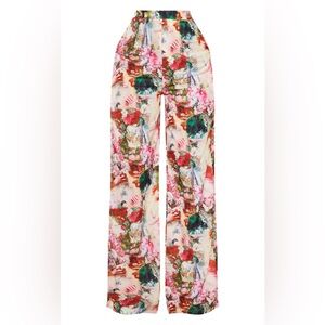 NWT Pretty Little Thing Floral Pants